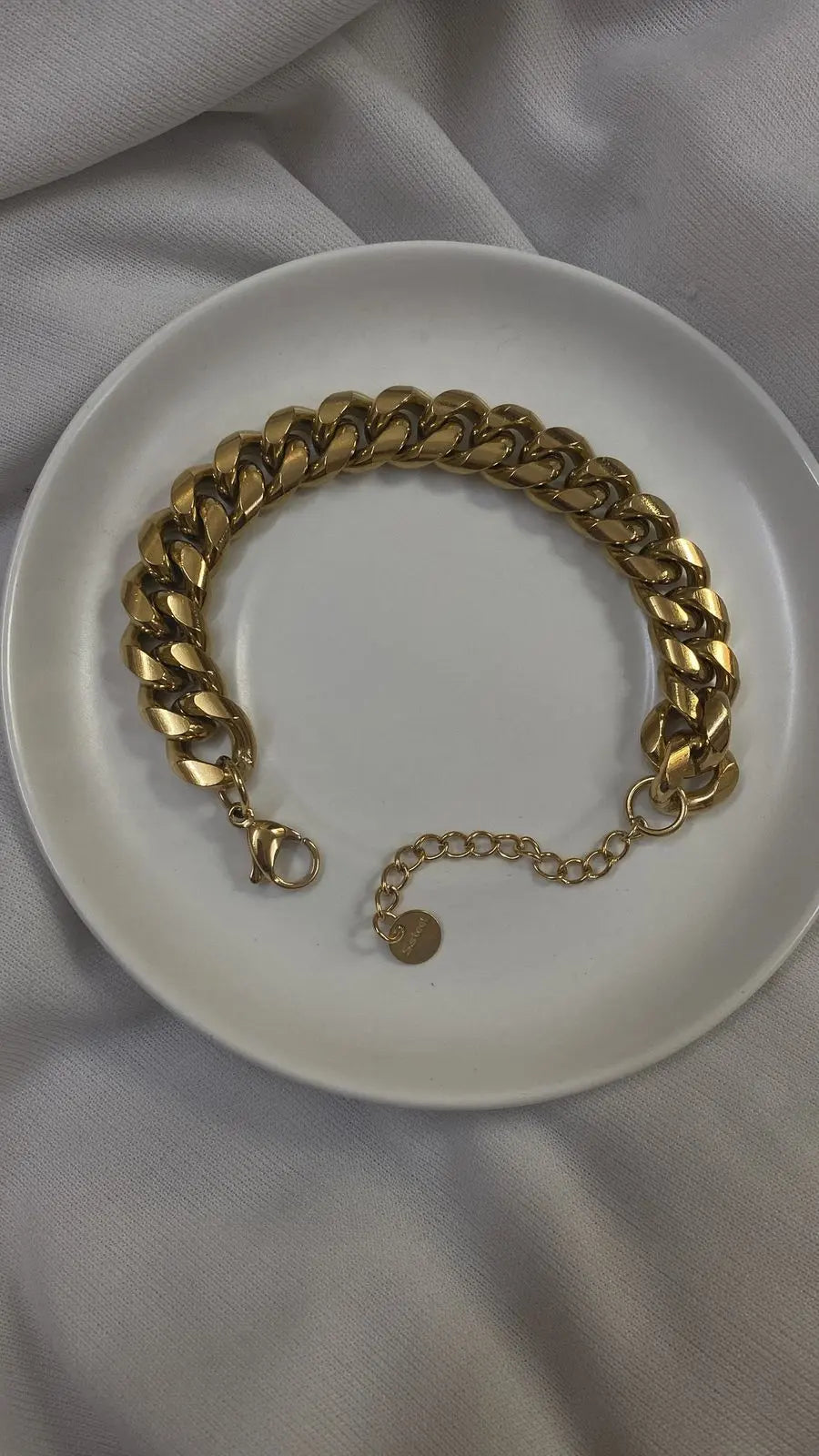 Gold-Plated Cuban Link Chain Bracelet - DZOIR