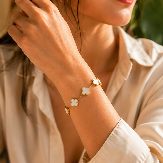 Luxury White Clover Bracelet