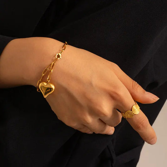 Gold Heart Charm Bracelet - BELARIC