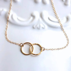 Elegant Gold-Tone Double Circle Necklace – Minimalist Interlocking Rings Pendant - DZOIR