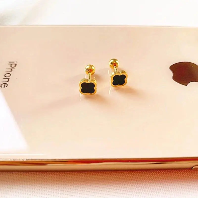 Gold-Plated Mini Black Clover Earrings - DZOIR