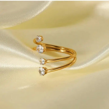 Gold-Plated Spiral Ring with Sparkling Cubic Zirconia - DZOIR