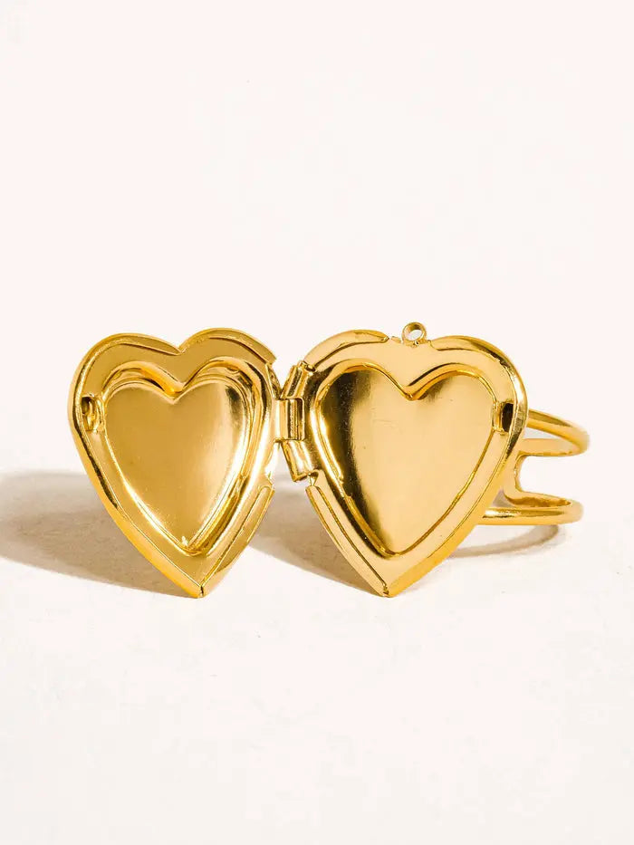 Gold-Plated Heart Locket Ring for Women – Adjustable Double Band Jewelry, Unique Keepsake Gift for Loved Ones - DZOIR