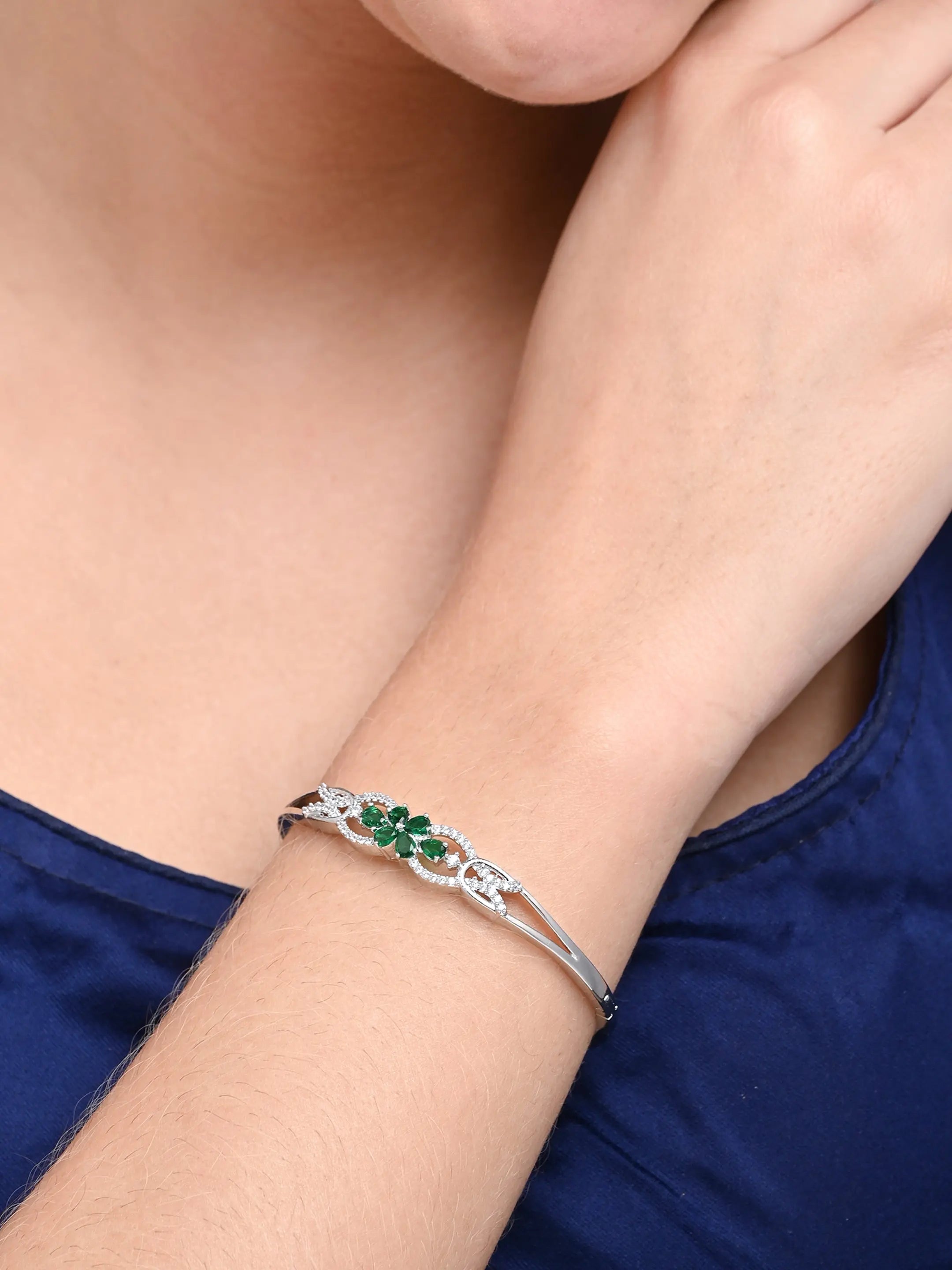 Elegant Silver-Plated Bracelet with Green Zircon Floral Design – Women’s Jewellery - DZOIR