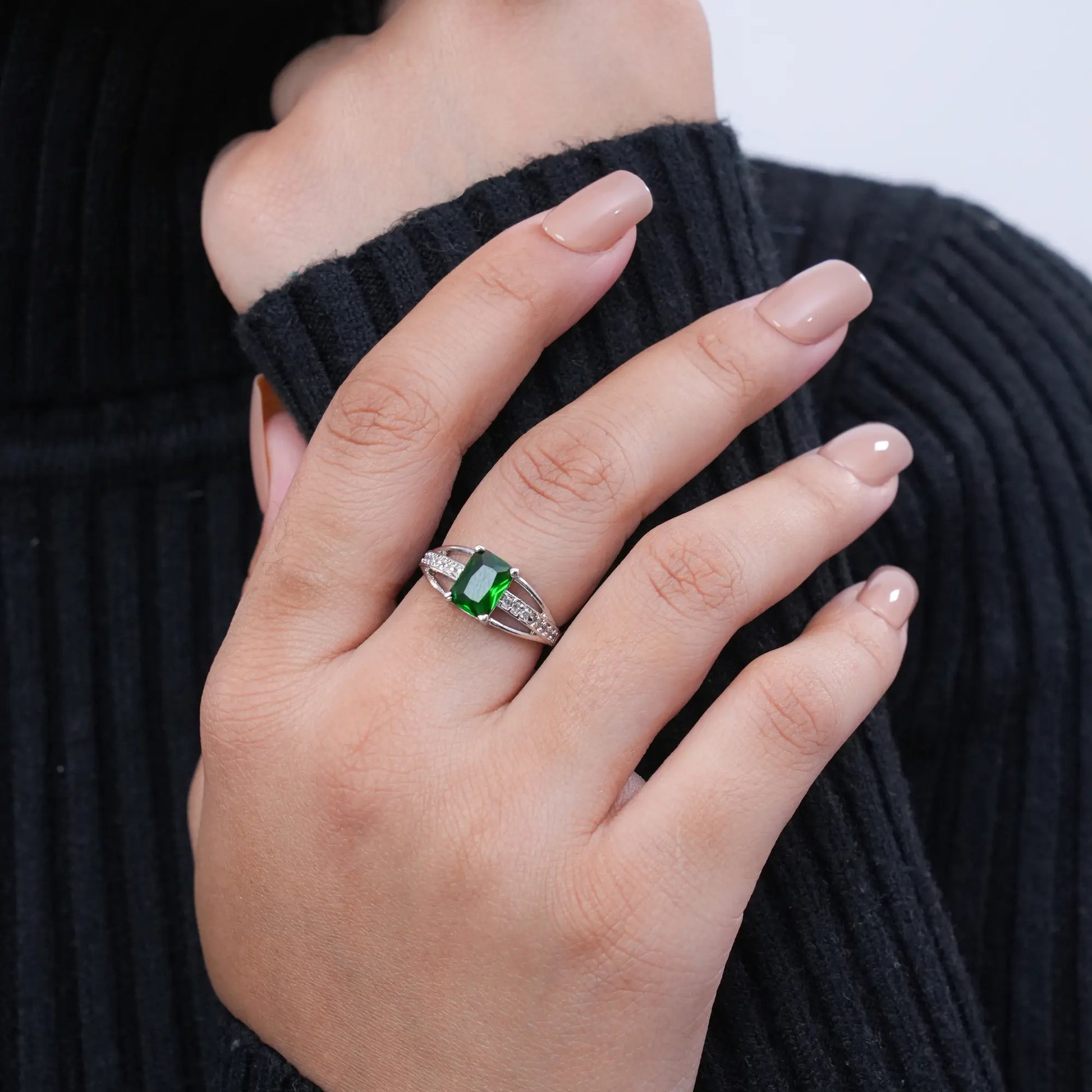 Emerald Green Princess Ring - BELARIC