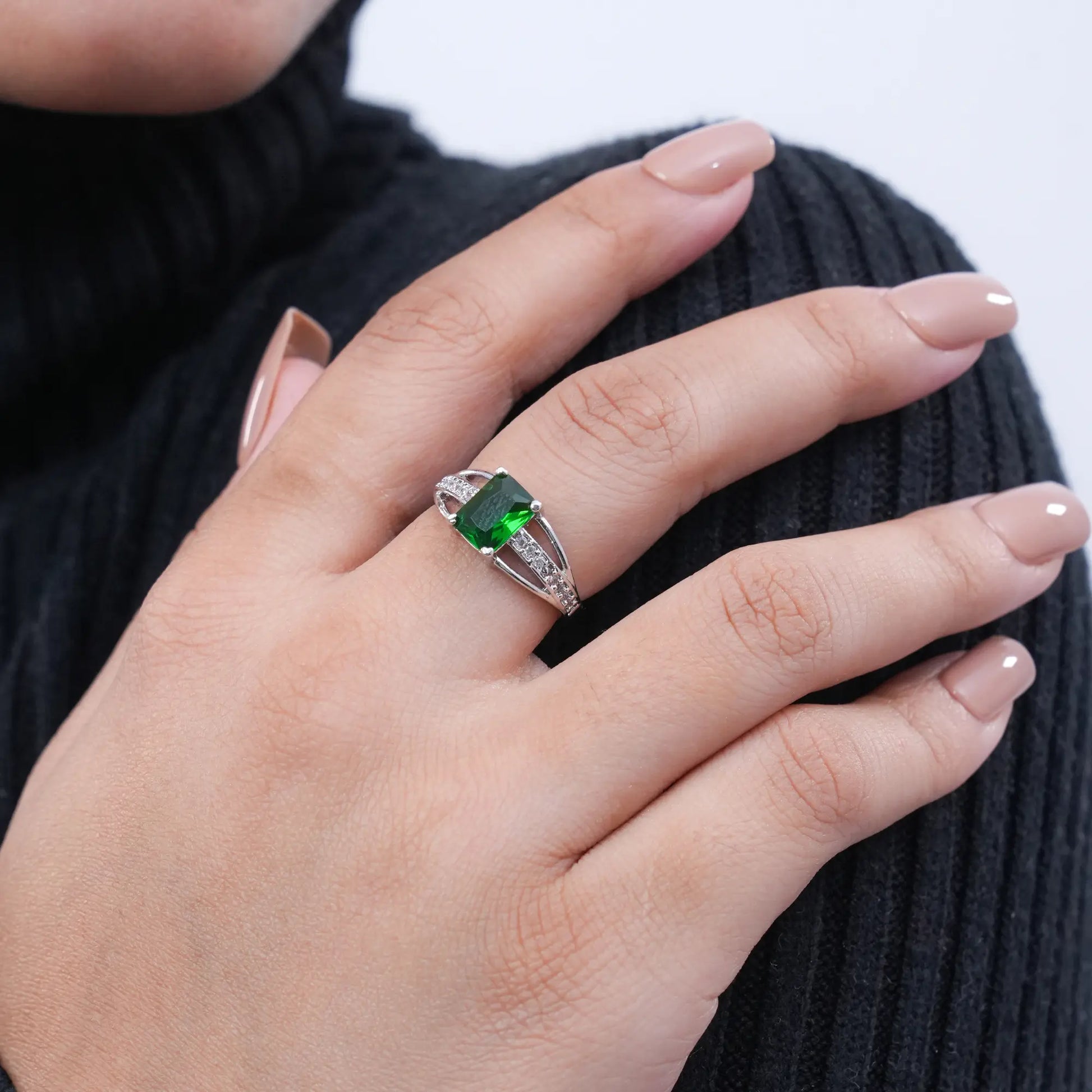 Emerald Green Princess Ring - BELARIC