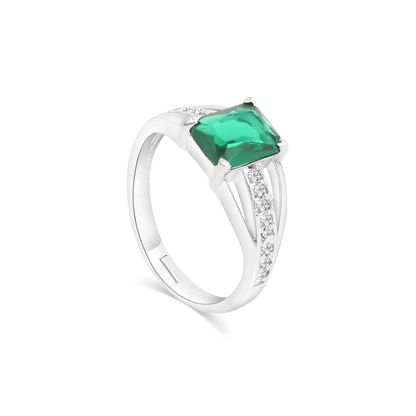 Emerald Green Princess Ring - BELARIC