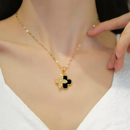 Luxury Clover Pendant Necklace