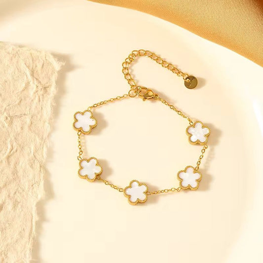 Luxury White Clover Bracelet