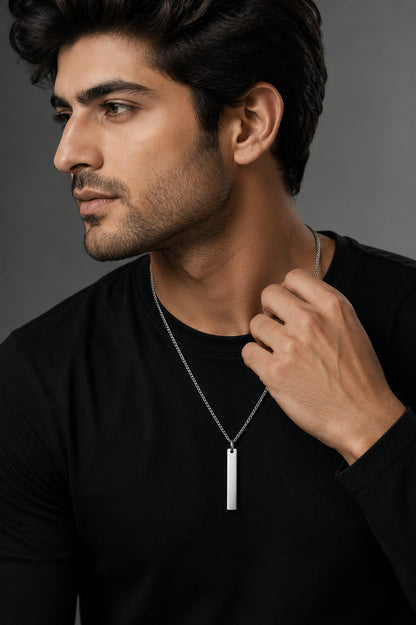 Steel bar necklace detail view - BELARIC