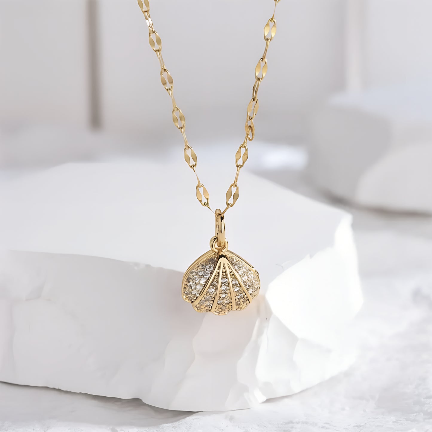 Gold Shell Pearl Necklace