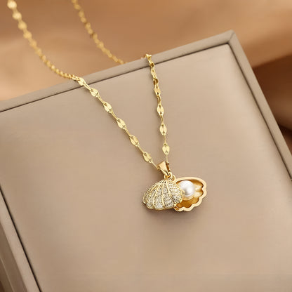 Gold Shell Pearl Necklace